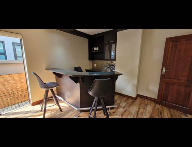 4 BEDROOM HOUSE FOR SALE IN SUNWARD PARK